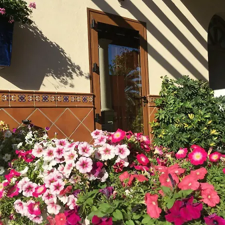 Lejlighed With Private Patio *